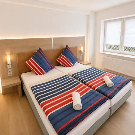Flats Premium 5 Schlafzimmer 10 Bett Apartment, Smart Tv, Schreibtisch Apartamento *